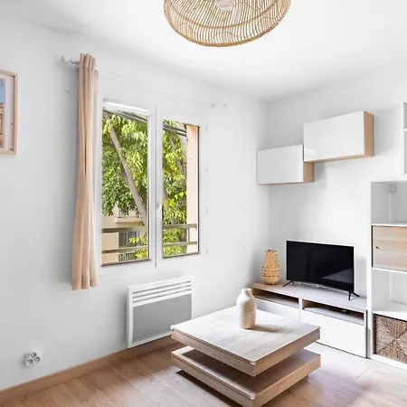 Apartment Remarkable Studio Very Comfy - Dodo Et Tartine *